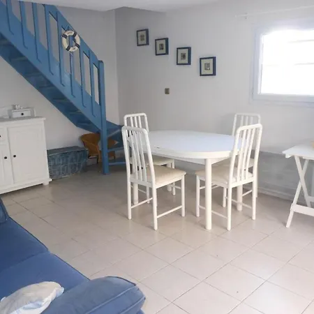 3 Pieces 51m2 + Terrasse 45m2 Ref 4033 * Le Castellas